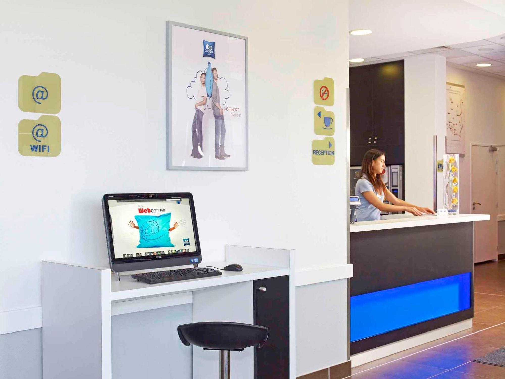 Ibis Budget Jakarta Airport Тангеранг Екстер'єр фото