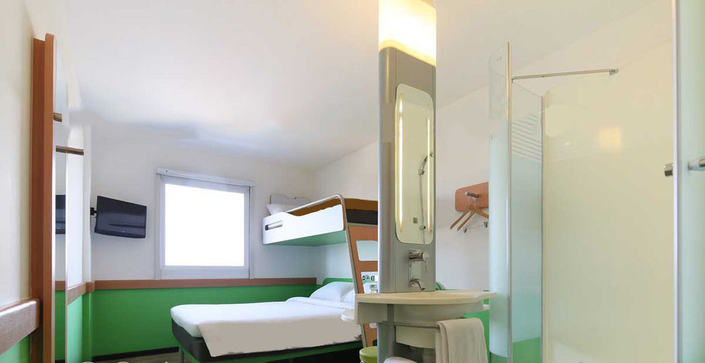Ibis Budget Jakarta Airport Тангеранг Екстер'єр фото