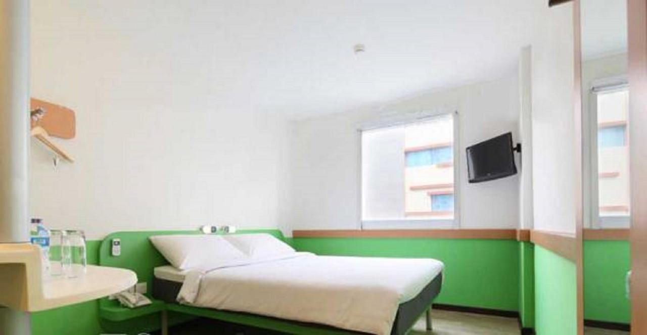 Ibis Budget Jakarta Airport Тангеранг Екстер'єр фото